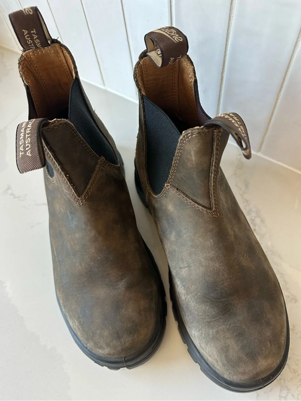 Blundstone #2239 Rustic Brown Lug Boots